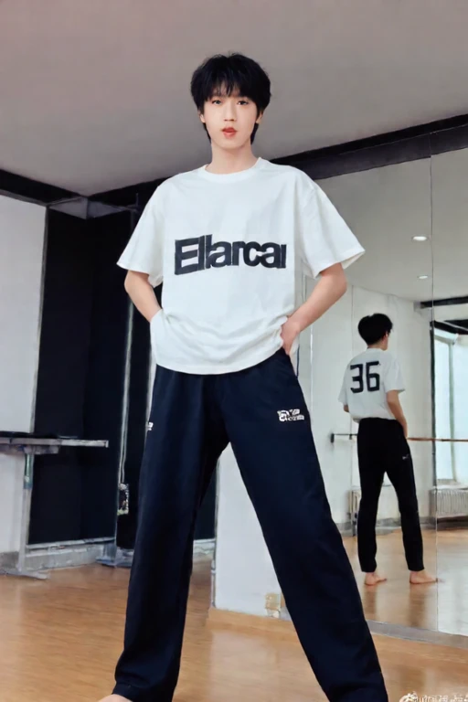 Customized services from super member – 张桂Y (105 +12 Pictures) Super Member Only - 2025-10-17